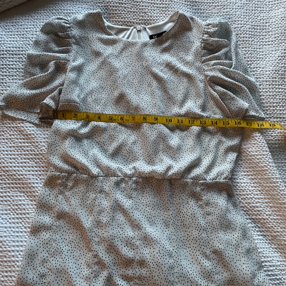 Short Dotted Dress - Picture 6 of 13